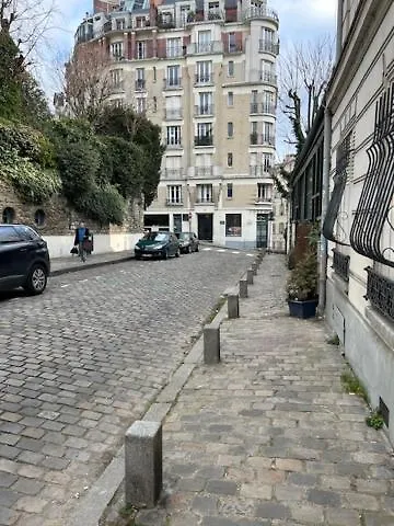 Sacre Coeur Montmartre Et Tour Eiffel, 8 People, Apartament *