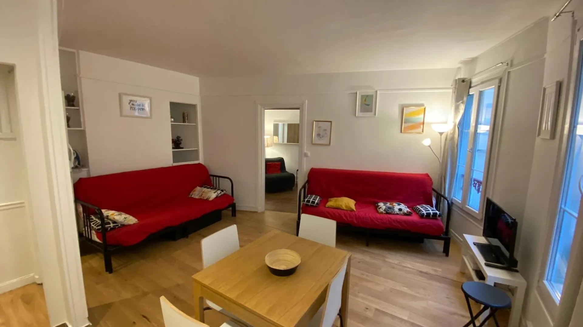 Apartament Sacre Coeur Montmartre Et Tour Eiffel, 8 People,